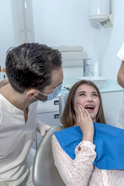 Best Emergency Tooth Extraction  in Wayland, MI